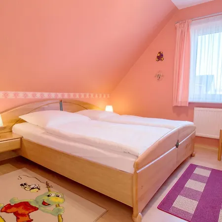 Zur Hanse 3 3 - Lingnau Apartment